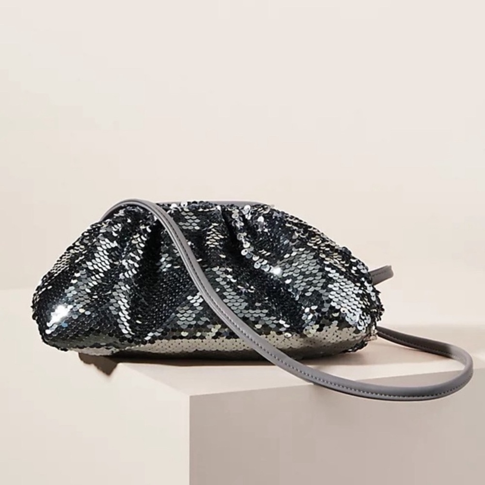 Anthropologie Gigi Silver Metallic Sequins Crossbody Bag 21” Strap Drop Purse